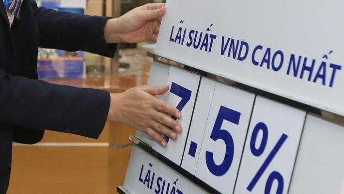 Lãi suất ngân hàng ngày 27/12/2025: Chứng chỉ tiền gửi chạm mốc 7,8% năm