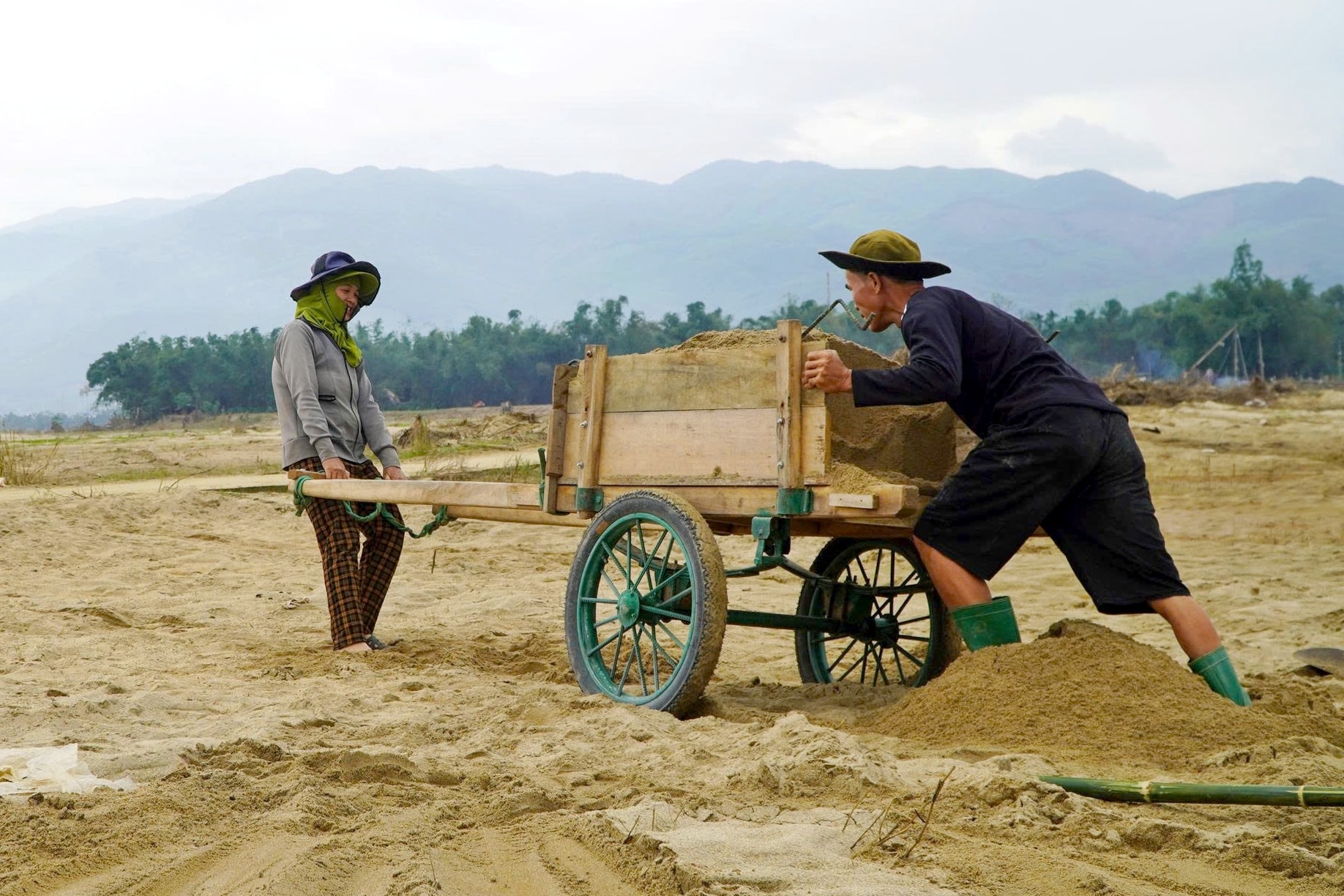 nong dan Dai Loc a