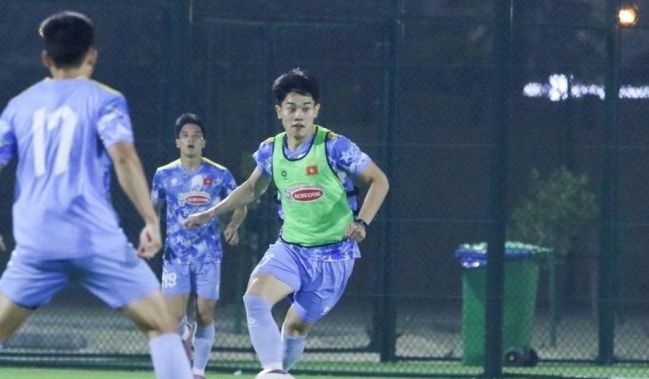 Tiền đạo Nguyễn Đình Bắc tập luyện cùng U23 Việt Nam
