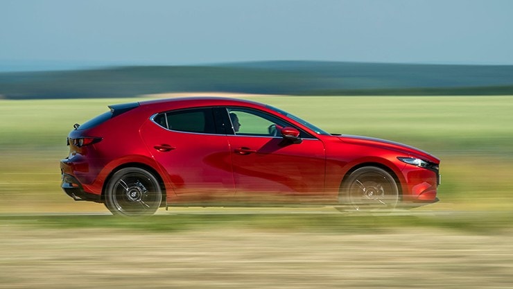 Mazda3 sở hữu nhiều tính năng an toàn chủ động hàng đầu phân khúc