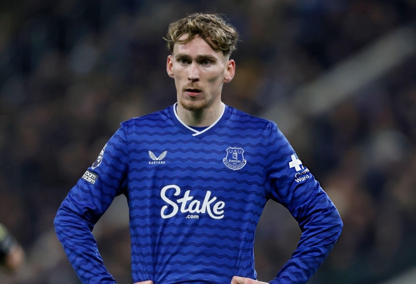 James Garner trong tầm ngắm của Manchester United