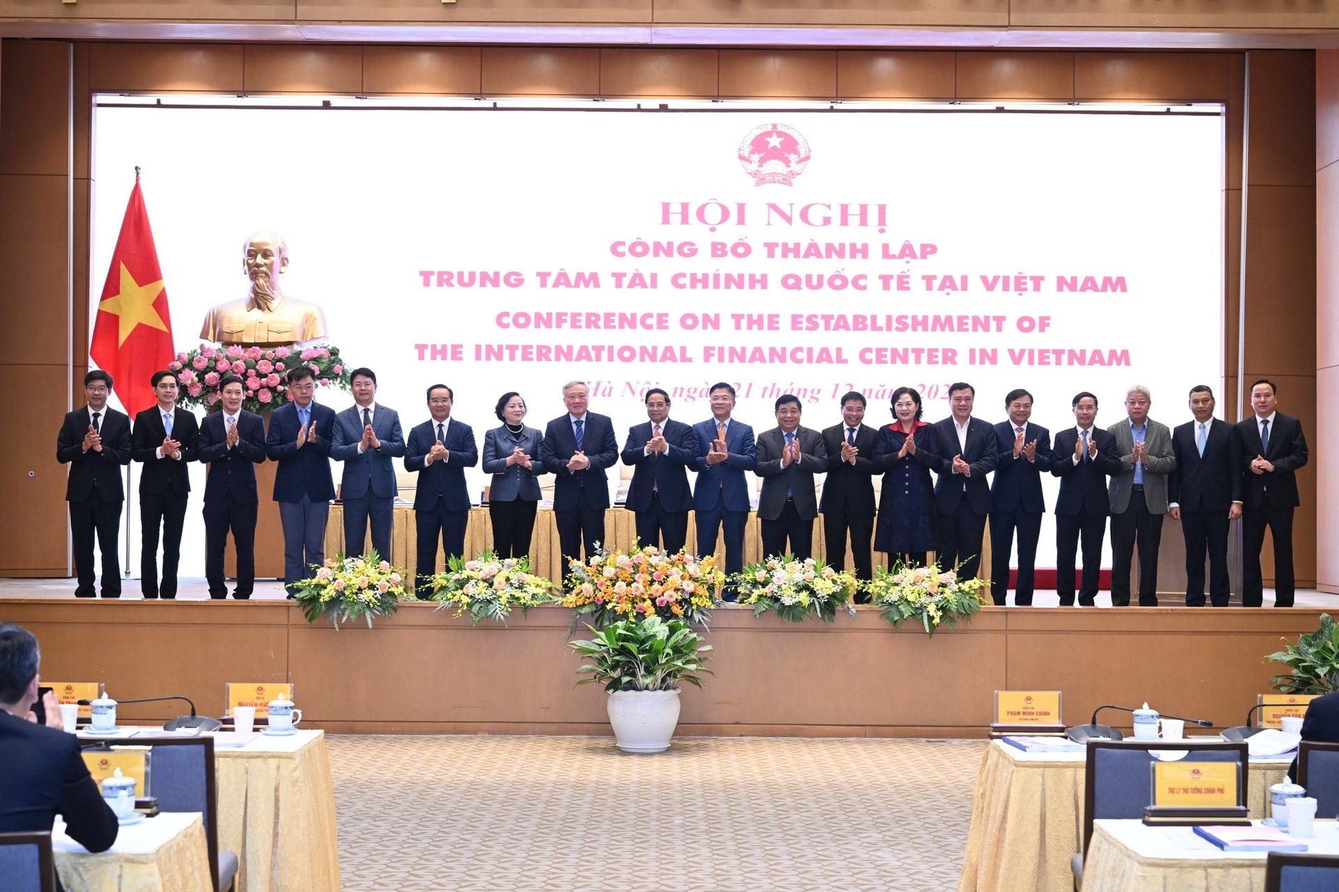 Ra mắt Cơ quan điều hành Trung tâm tài chính quốc tế tại Thành phố Hồ Chí Minh và thành phố Đà Nẵng..