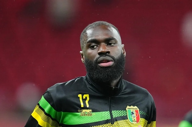 Lassine Sinayoko ăn mừng bàn thắng tại giải đấu AFCON.
