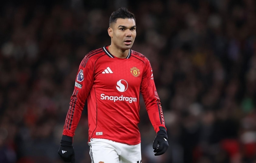 Tiền vệ Casemiro trong trận đấu của Manchester United
