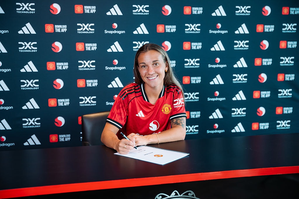 Lea Schuller chính thức gia nhập Manchester United