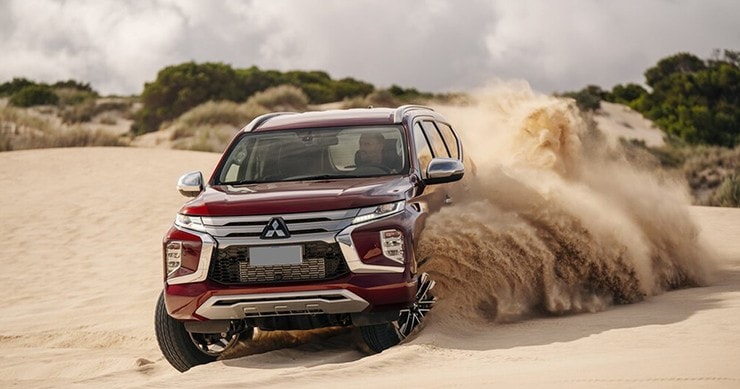 Mitsubishi Pajero Sport tại thị trường Việt Nam