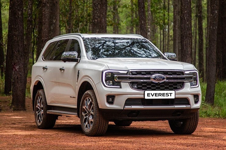 Cận cảnh chi tiết Ford Everest mới