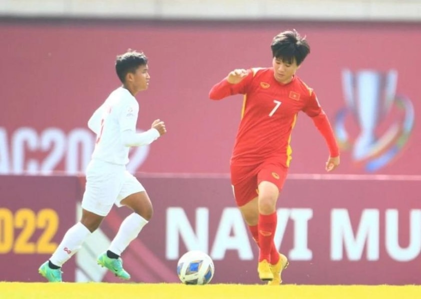 Tuyết Dung giã từ sự nghiệp sân 11 tháng 10 năm 2024