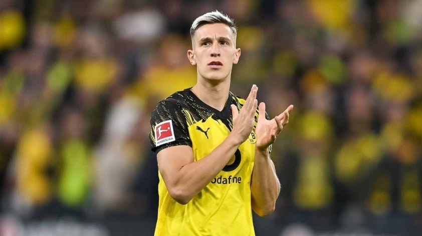 Trung vệ Nico Schlotterbeck trong tầm ngắm của Barcelona