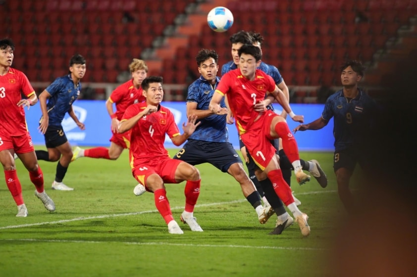 Hình ảnh đội tuyển U23 Thái Lan tập luyện