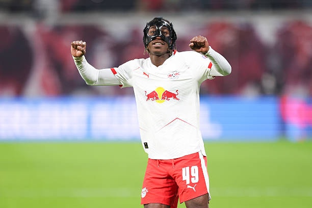 Man Utd đang theo sát mục tiêu Yan Diomande từ RB Leipzig