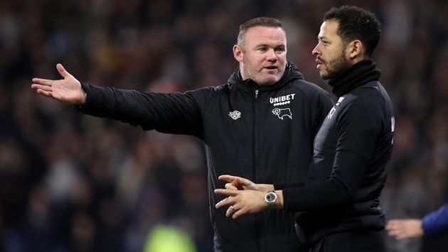 Liam Rosenior thời điểm làm trợ lý cho Wayne Rooney tại câu lạc bộ Derby County