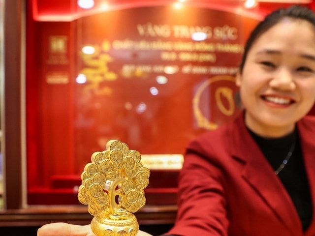 Giá vàng hôm nay cập nhật lúc 8h sáng