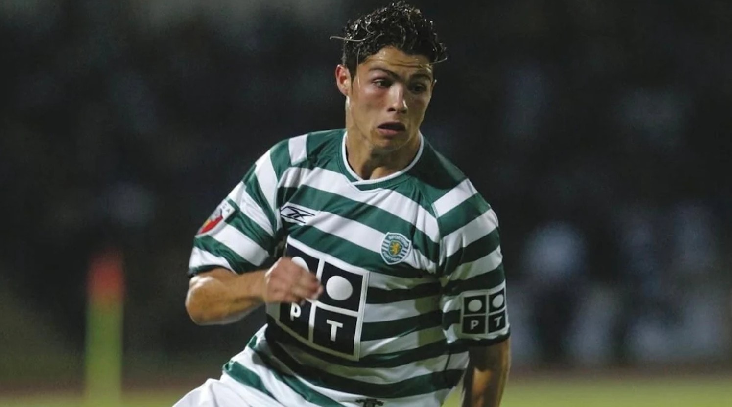 Cristiano Ronaldo bắt đầu xây dựng tên tuổi ở CLB Sporting Lisbon.