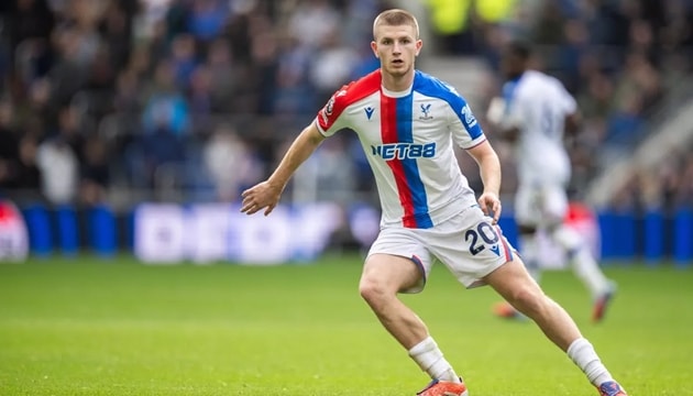 Adam Wharton cũng là một trong những mục tiêu khả dĩ của Man United.