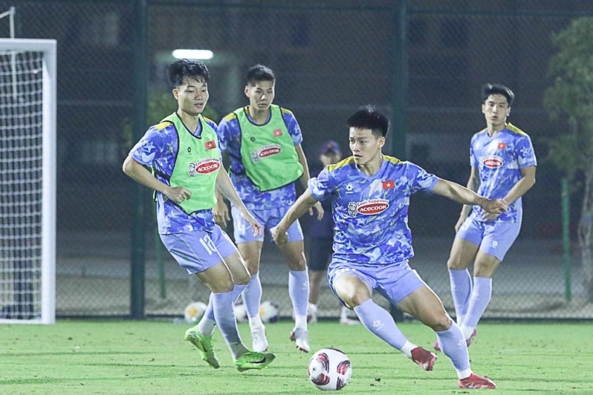 Tiền đạo Thanh Nhàn trở lại tập luyện cùng U23 Việt Nam
