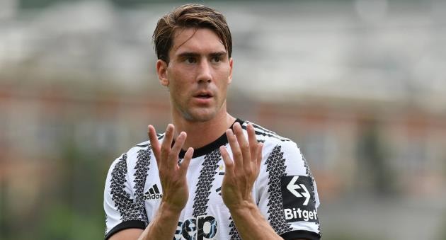 Barcelona muốn có Vlahovic.