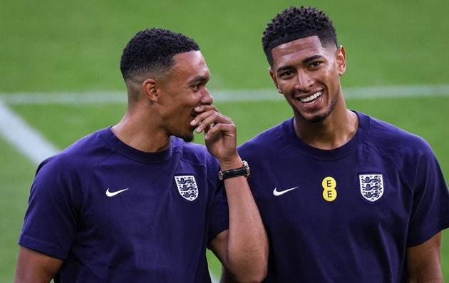 Trent và Bellingham đang chờ Wharton tại Bernabeu