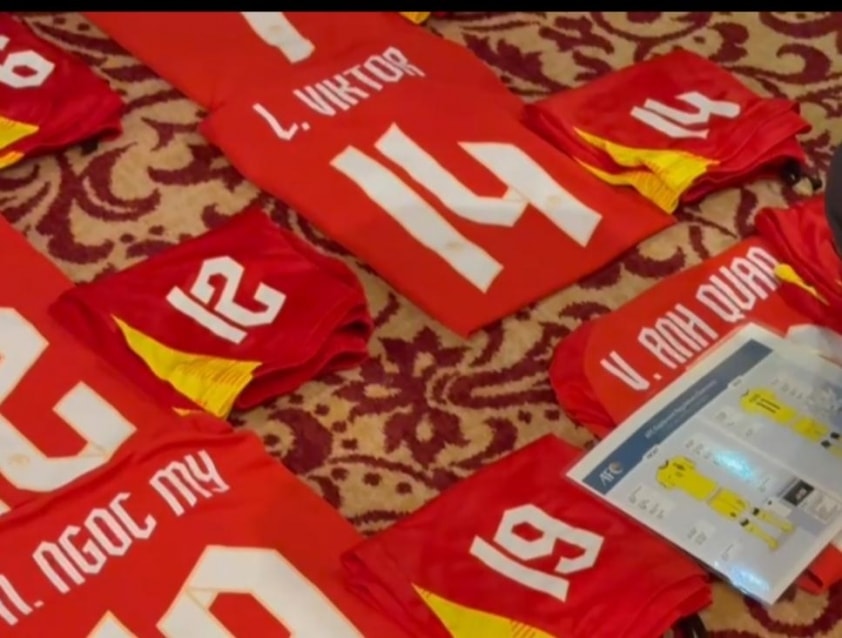 AFC kiểm tra trang phục thi đấu của U23 Việt Nam
