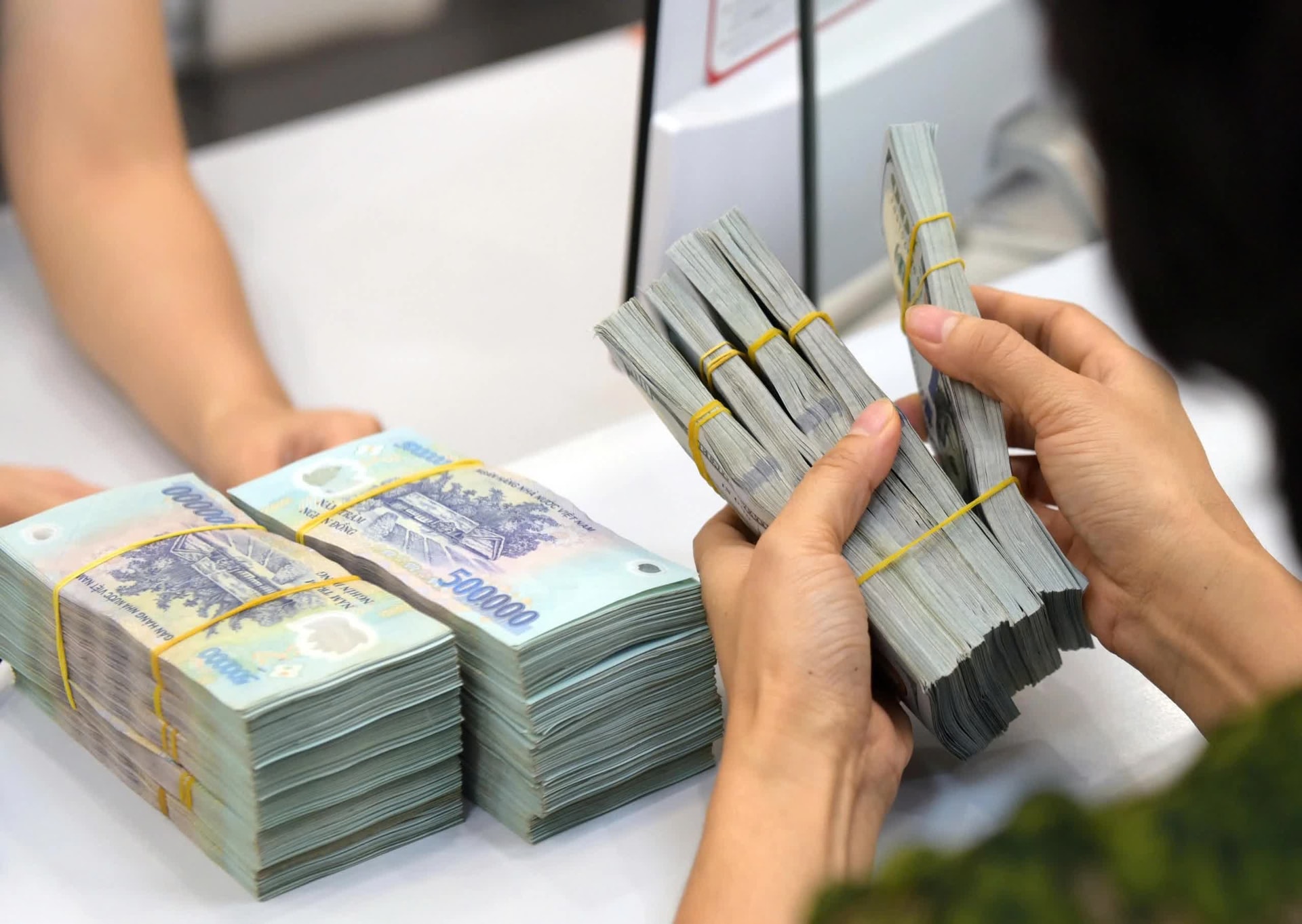 Lãi suất ngân hàng ngày 5/1/2026: Thị trường huy động vốn sôi động