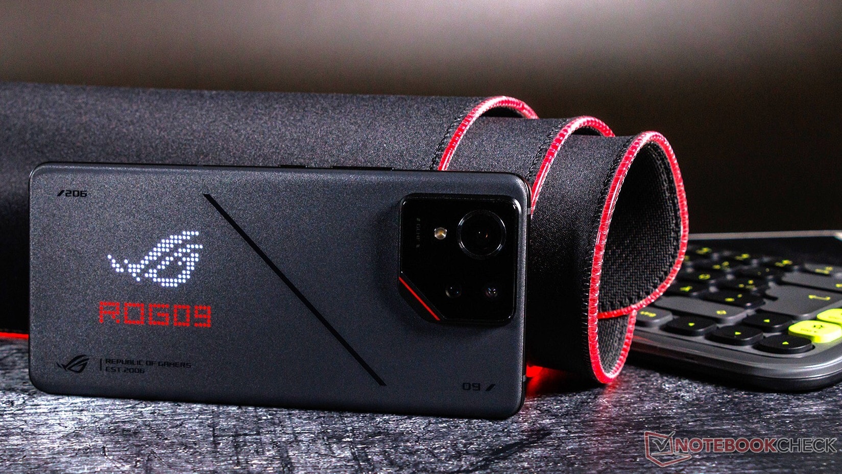 Asus xác nhận ngừng dòng Zenfone và ROG Phone vào năm 2026