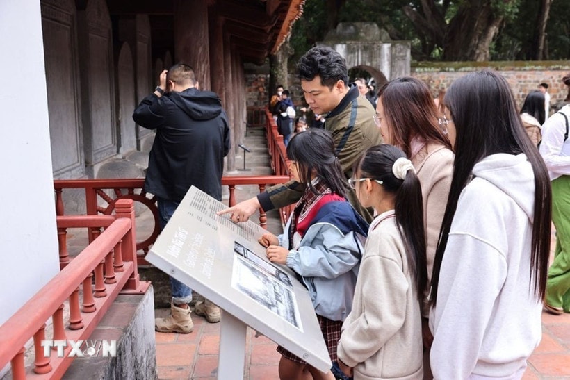 tet.jpg