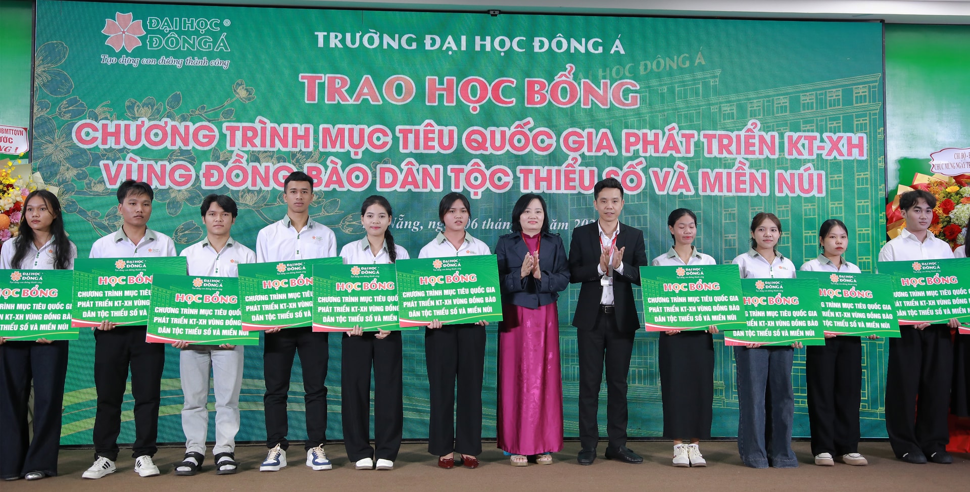 HOC BONG DA
