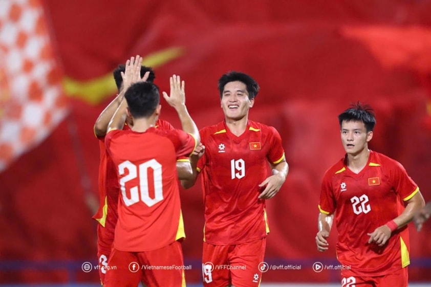 U23 Việt Nam tập luyện chuẩn bị cho VCK U23 Châu Á