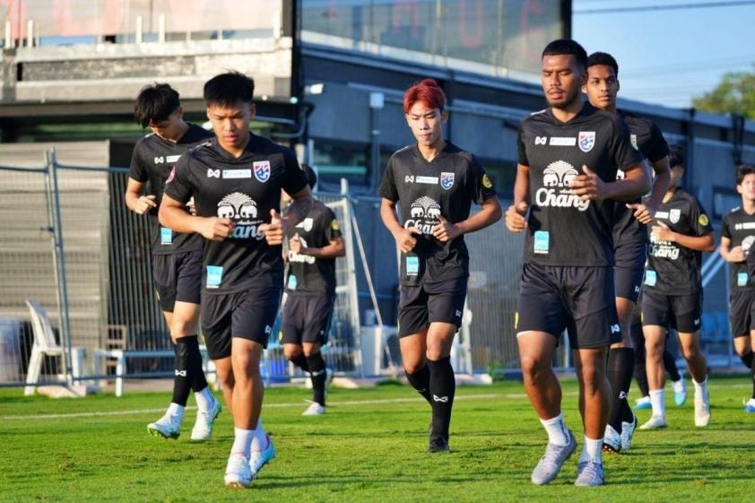 U23 Thái Lan nỗ lực tập luyện nhằm lấy lại niềm tin từ người hâm mộ sau thất bại tại SEA Games 33.