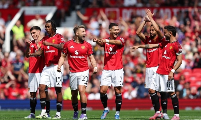Thống kê về sự thay đổi nhân sự liên tục tại Manchester United