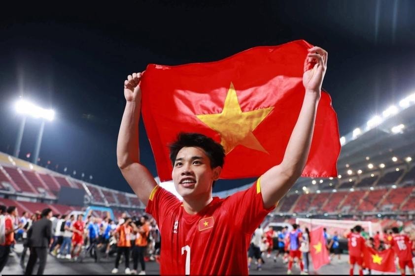 Trận thua ngược trước U22 Việt Nam vẫn là đề tài được truyền thông Thái Lan nhắc lại như một bài học.