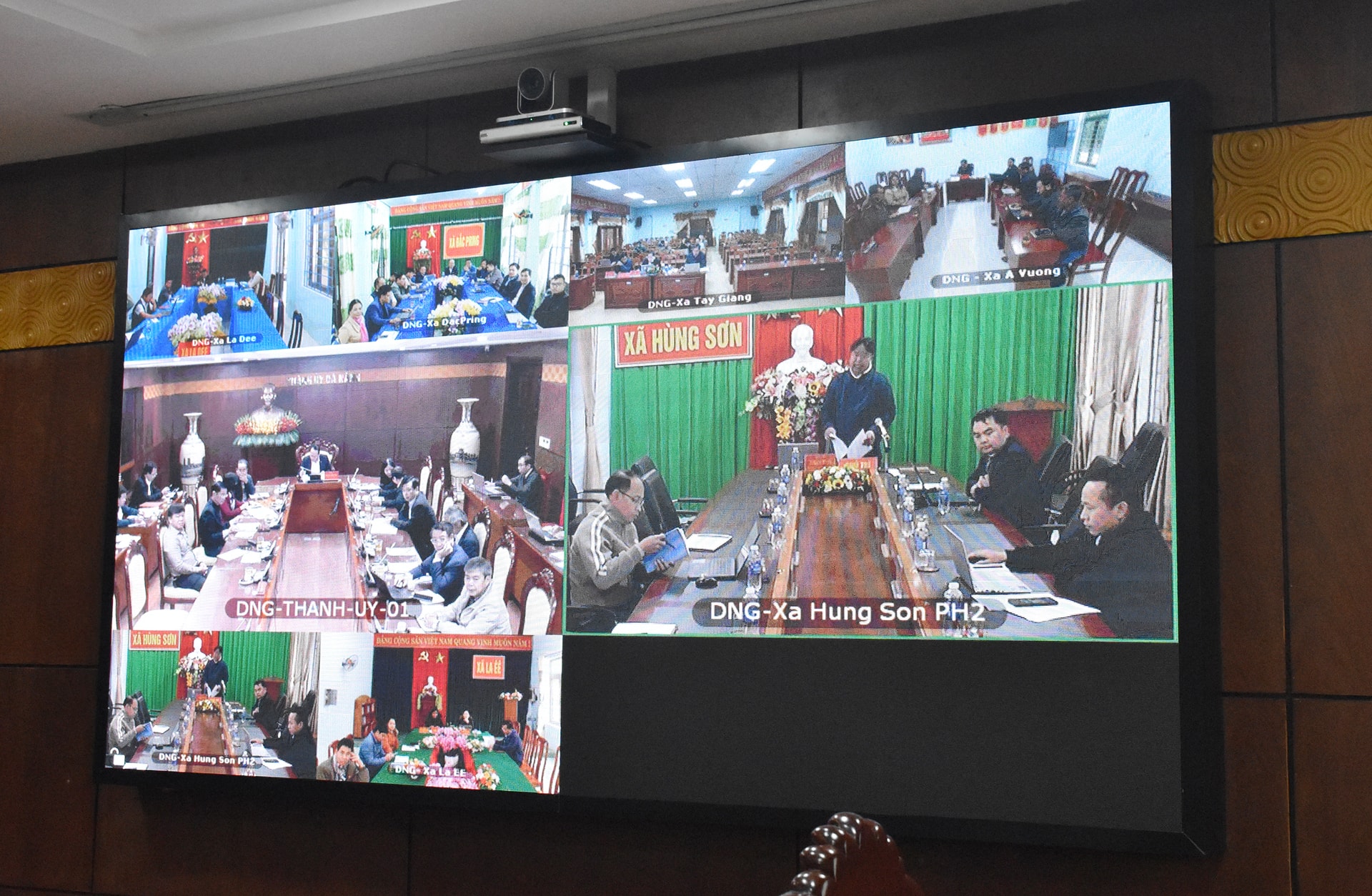 8-1, họp 1
