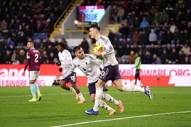 Benjamin Sesko lập cú đúp nhưng không thể giúp Manchester United giành chiến thắng.