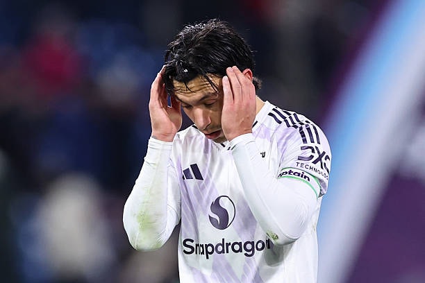 Sai lầm phòng ngự của Lisandro Martinez dẫn đến bàn thua quyết định của Man Utd.