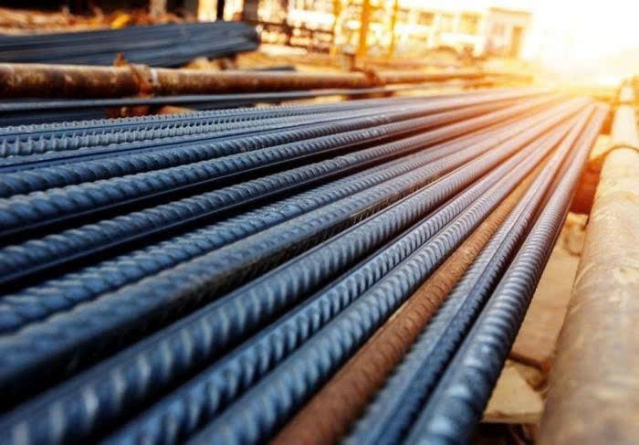 Giá thép hôm nay 8/1: Thép và quặng sắt kỳ hạn đồng loạt giảm