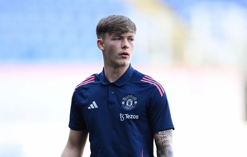 Tiền vệ trẻ Sam Mather trong màu áo Manchester United trước khi chuyển sang Thổ Nhĩ Kỳ