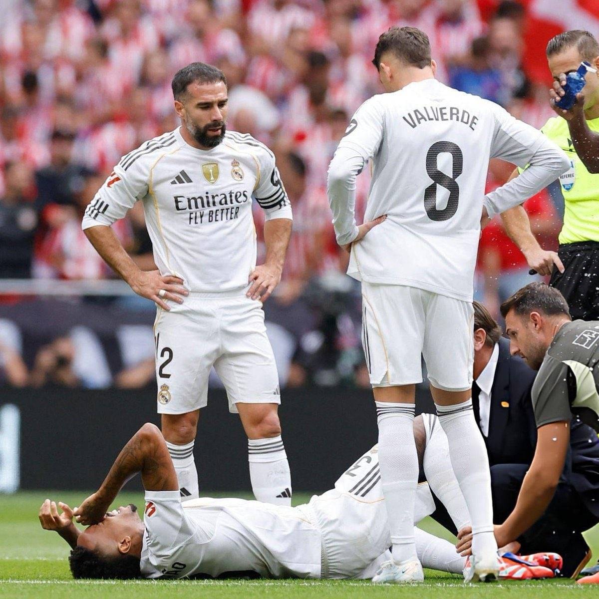 Real Madrid buộc phải tái thiết hàng phòng ngự