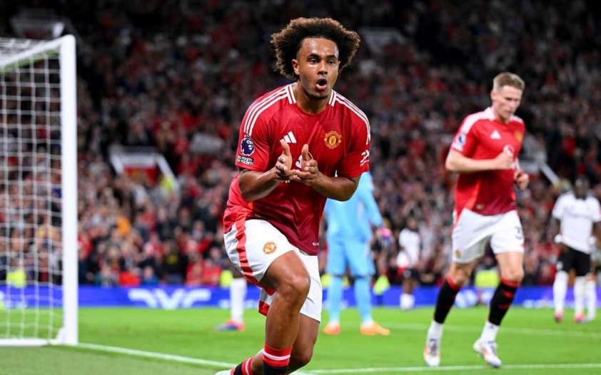 Tiền đạo Joshua Zirkzee tại Manchester United