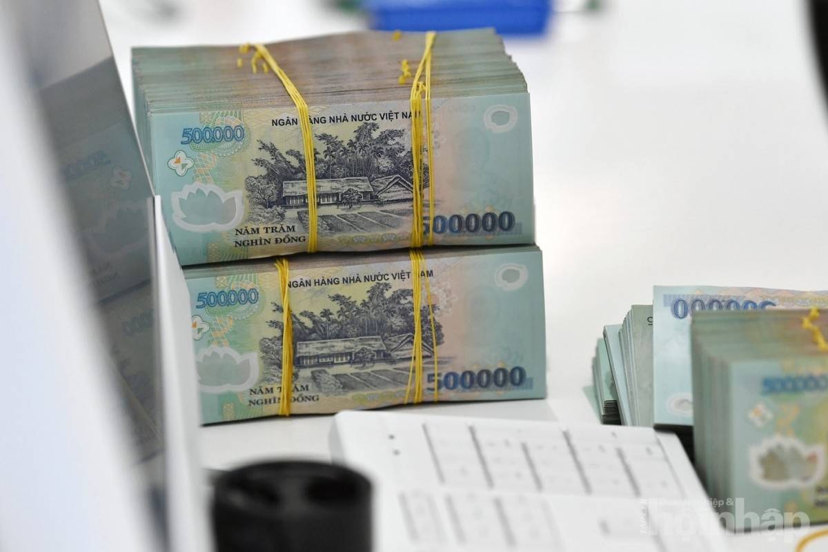 Lãi suất ngân hàng ngày 9/1/2026: Tăng mạnh, mốc 9,65% bất ngờ xuất hiện