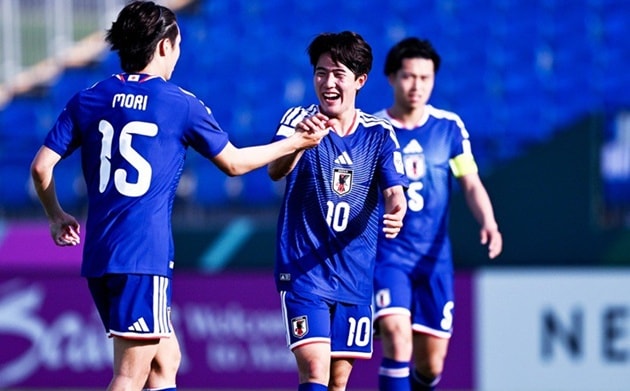 U23 Nhật Bản thể hiện sức mạnh vượt trội với chiến thắng 5-0 ngày ra quân.