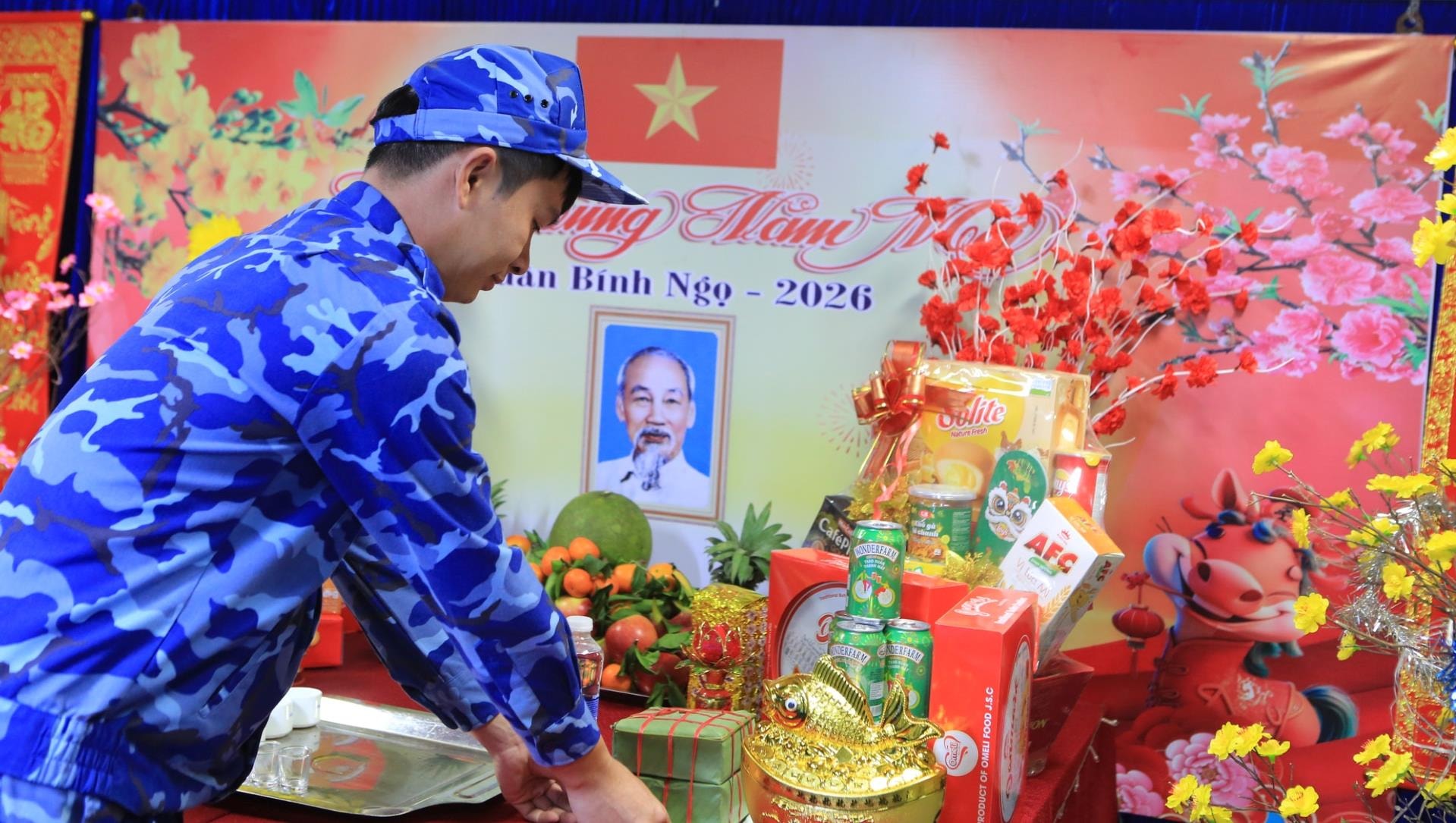 Một 