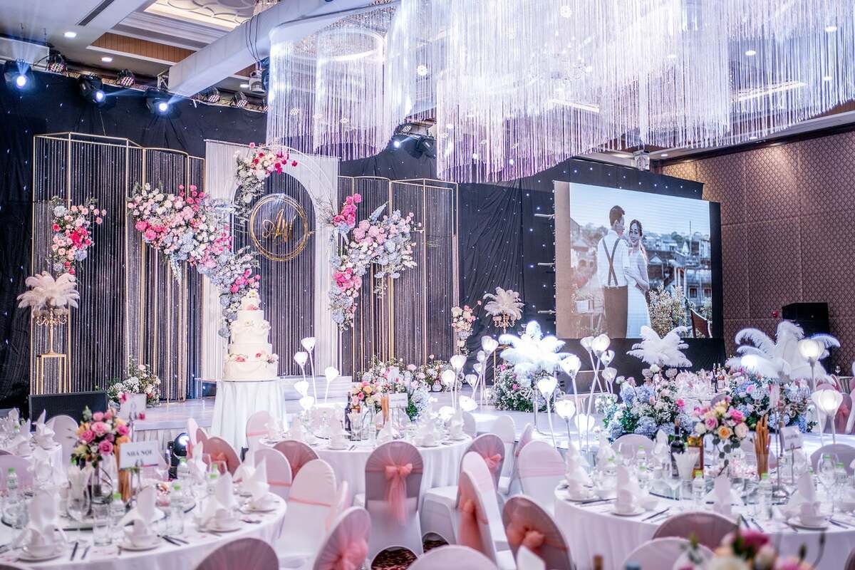 Không gian tiệc cưới và hội nghị tại Almaz Convention Center