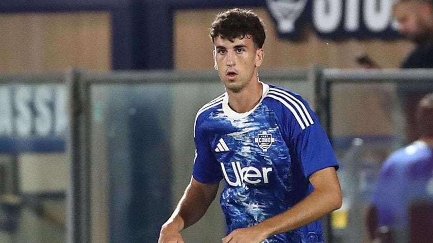 Trung vệ Jacobo Ramon thi đấu nổi bật trong màu áo Como tại giải Serie A