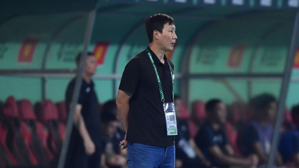 HLV Kim Sang Sik được khuyên nên xoay tua đội hình tại VCK U23 châu Á 2026.
