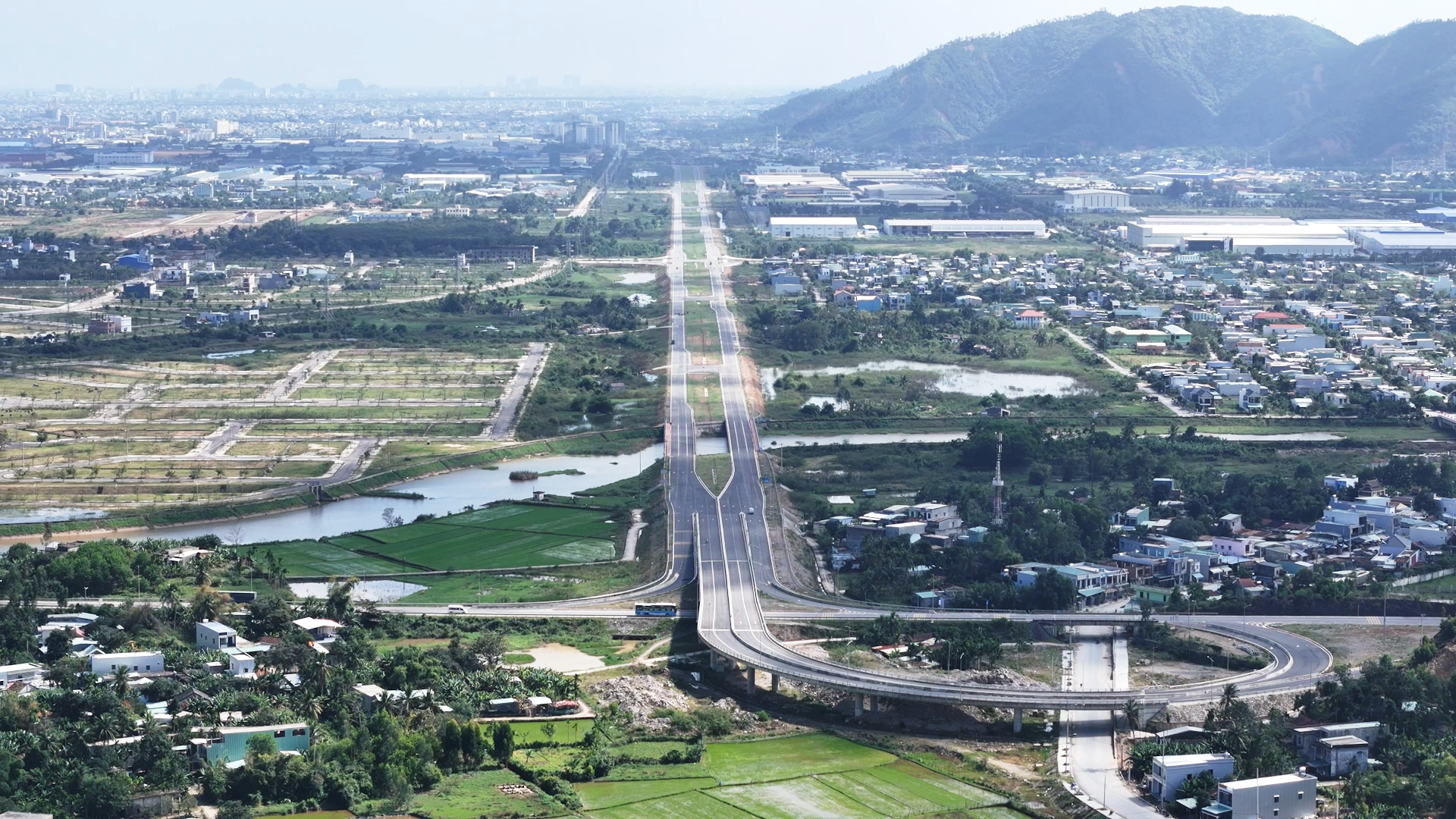 Phường Liên Chiểu được định hướng quy hoạch, đầu tư xây dựng đạt tiêu chuẩn đô thị loại II vào năm 2030. Ảnh: HOÀNG HIỆP