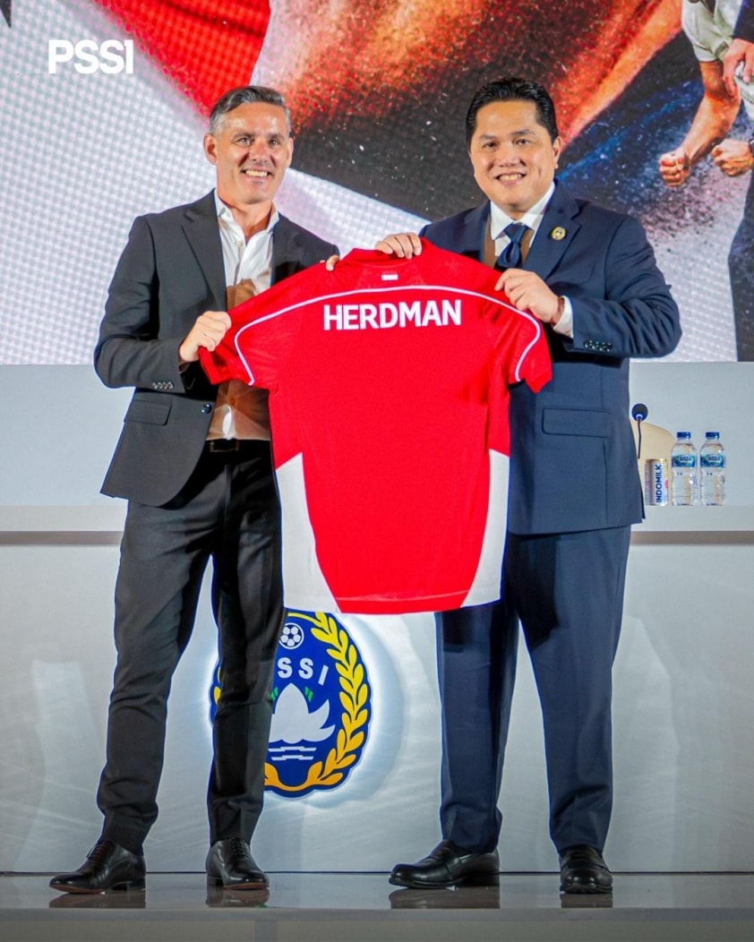 Lễ ra mắt HLV John Herdman tại Indonesia
