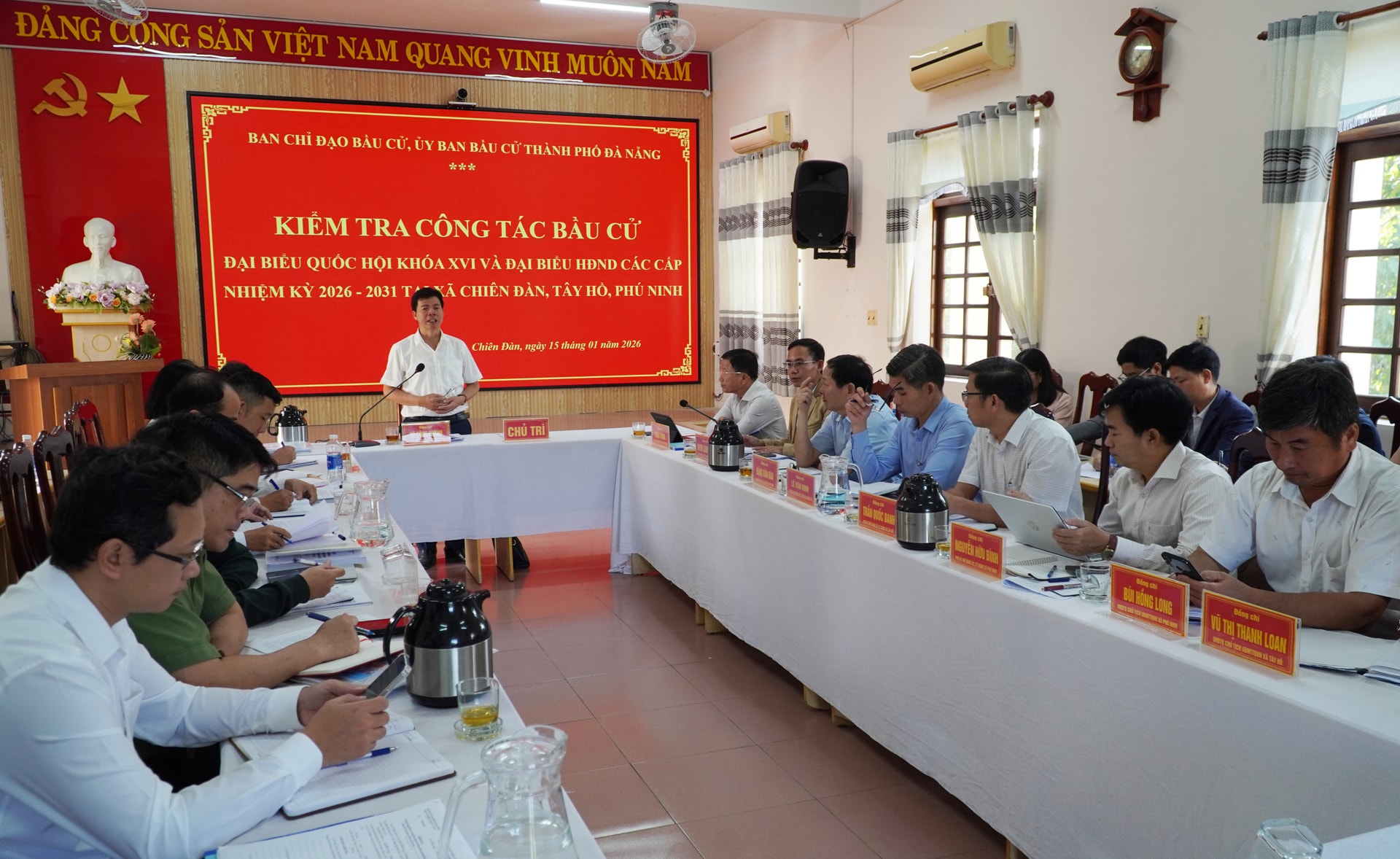 anh kiem tra bau cu Phu Ninh