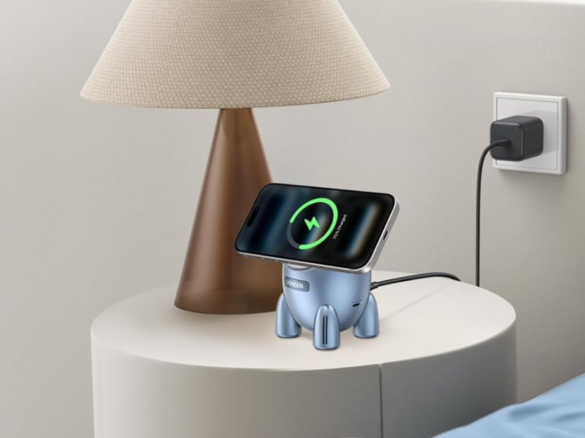 Mẫu sạc không dây 2 trong 1 hình tên lửa của Ugreen tại thị trường Mỹ