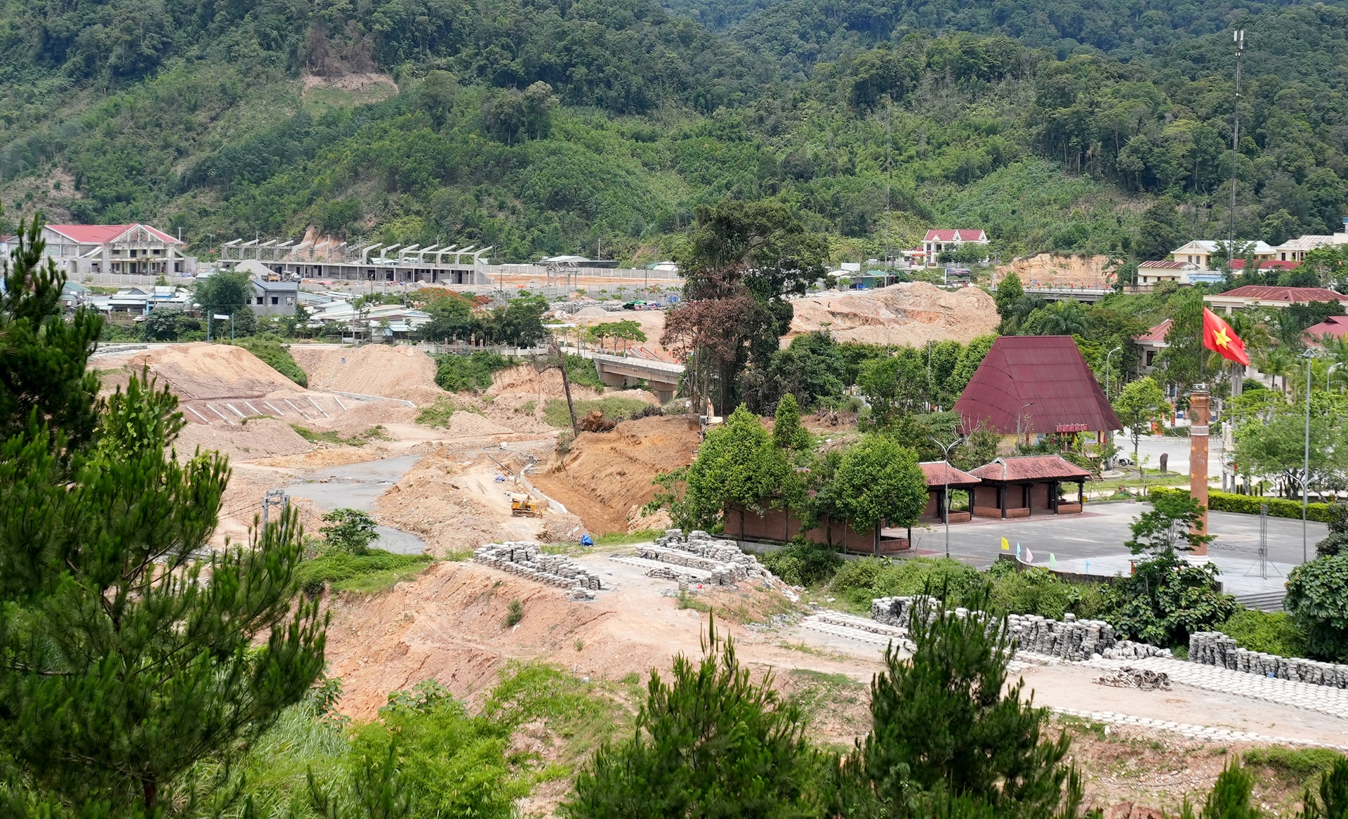 DU AN TAY GIANG