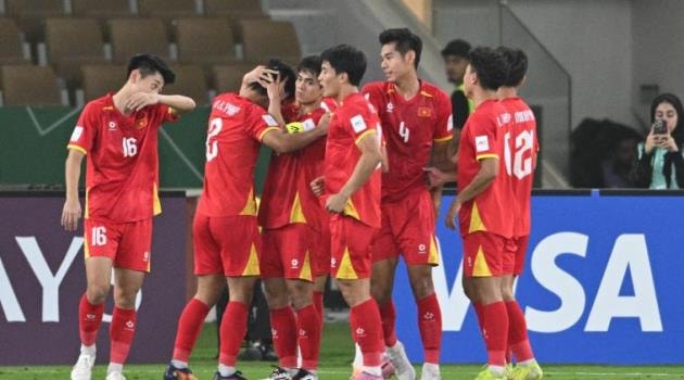 U23 Việt Nam ăn mừng chiến thắng trước U23 UAE tại giải U23 châu Á 2026